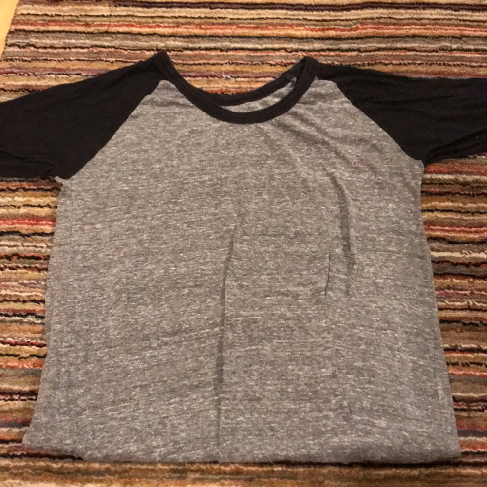 Brandy Melville shirt